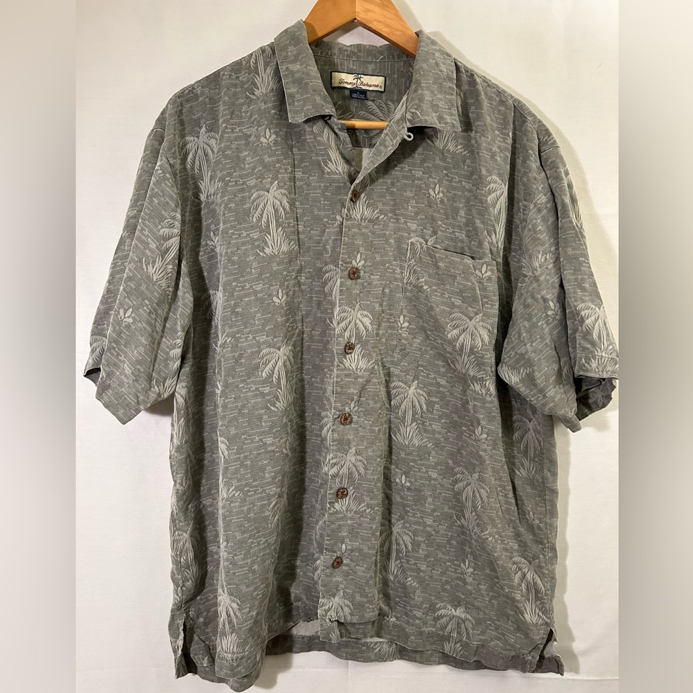 Tommy Bahama Silk Gray Palm Tree Camp Shirt Size large
